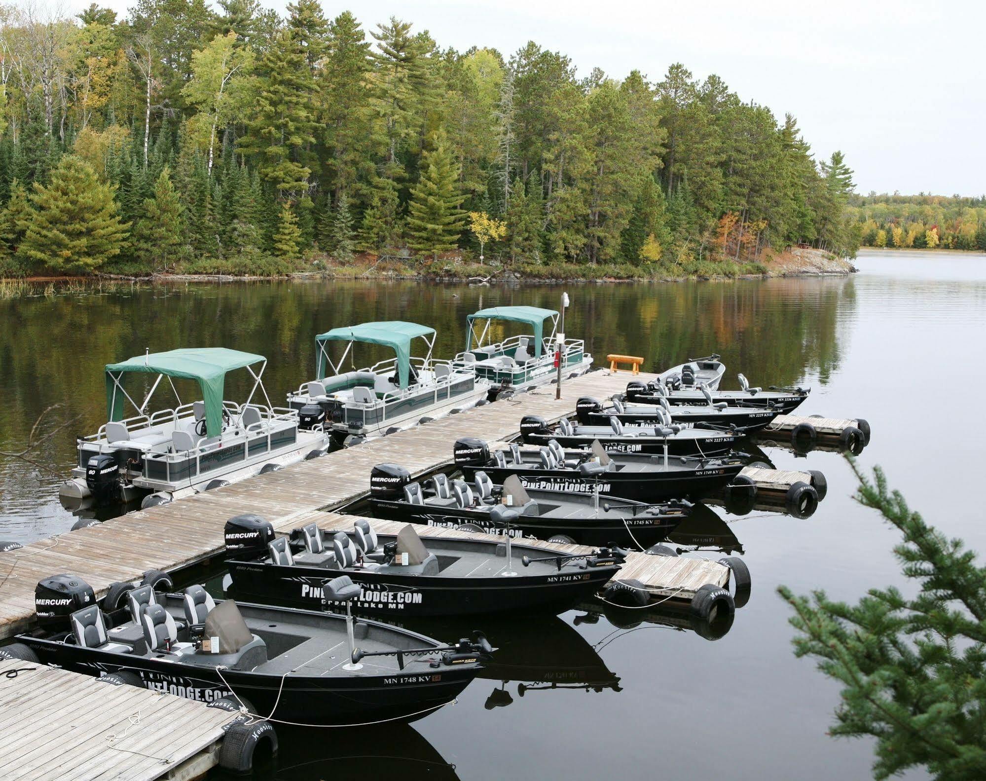 Pine Point Lodge Resort & Motel Crane Lake Luaran gambar